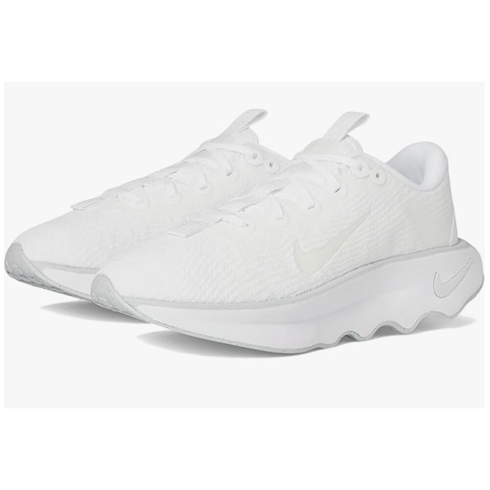 Nike Women's Motiva White/White/Summit White/Pure Platinum 5.5 Medium